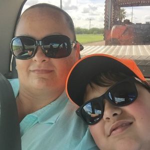 Meet your Posher, Lee